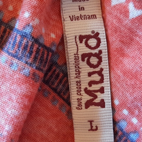 Muddled Large Boho top - Picture 3 of 4